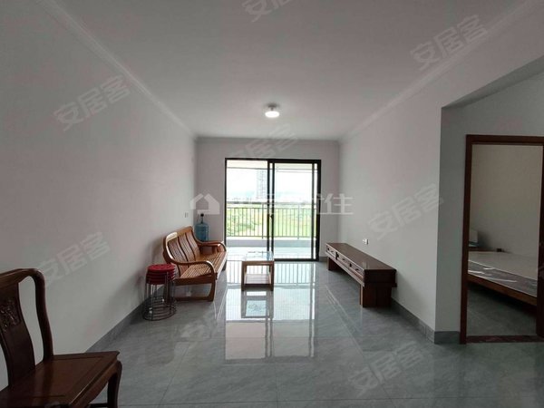 南宁横县横县城区清华园大竹电梯2房出租,精装千把元个月出租房源真实