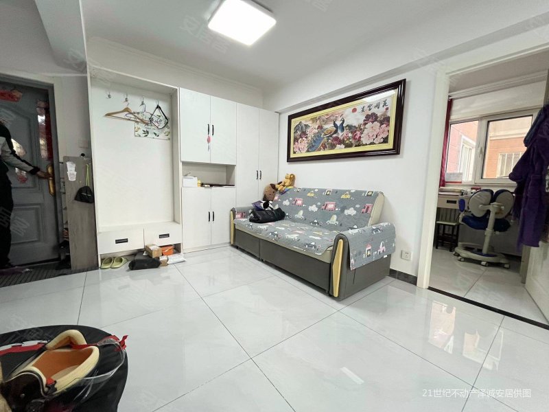 鹿鸣苑 医疗配套成熟 购物方便   清晰 临地铁