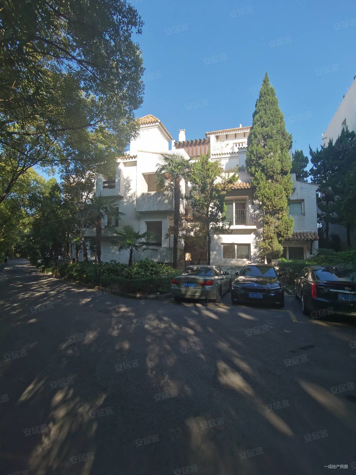 上海房产网>上海二手房>长宁二手房>西郊公园二手房>鼎邦丽池>