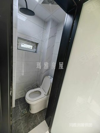 8小区1室1厅1卫42.95㎡南北20.8万