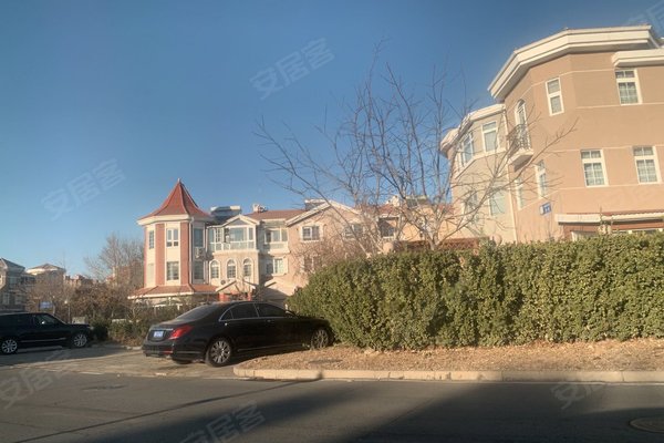 加州水郡(东区别墅)