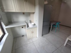 晋中榆次万达广场首租，安宁新居免中介，拎包入住，一室一厅一卫一厨出租房源真实图片