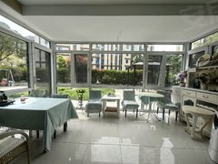 南京滨江开发区谷里整租 一楼带花园院子 可种花种菜 四室两卫 拎包入住出租房源真实图片