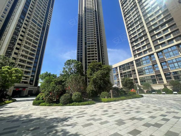 深圳宝安沙井星河荣御沙井京基百纳精装三房,业主降价急租,随时看房!