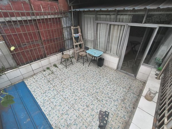 【多图】怡景大厦,临江门租房,临江门附二医院旁 正规两房带超大露台