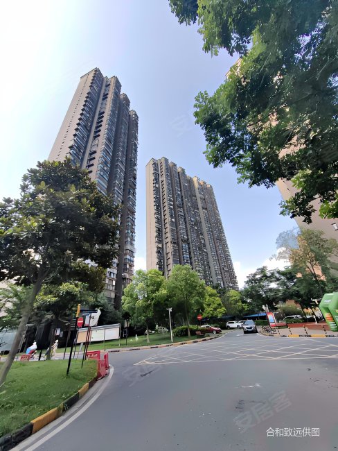 诚心出售,绿景苑港东名居(二期)二手房,120万,2室2厅,1卫,76平米-武汉