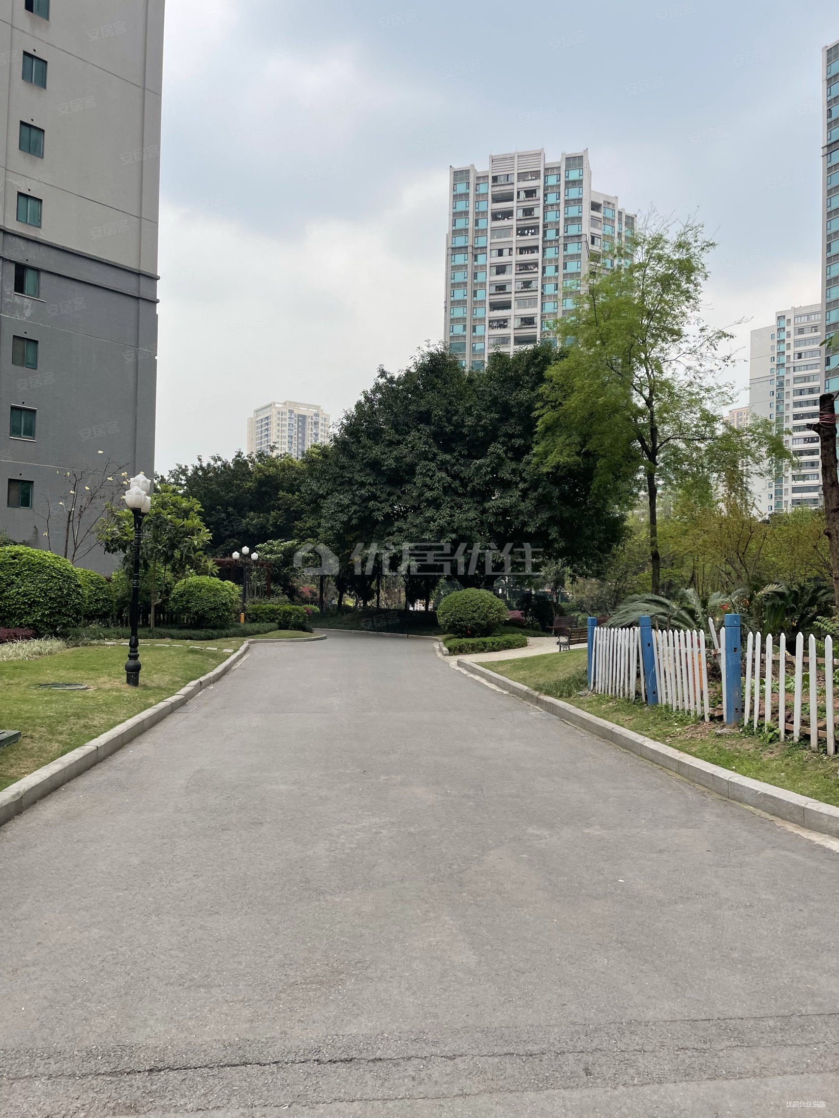 重庆房产网>重庆二手房>九龙坡二手房>华岩新城二手房>恒大雅苑>1650