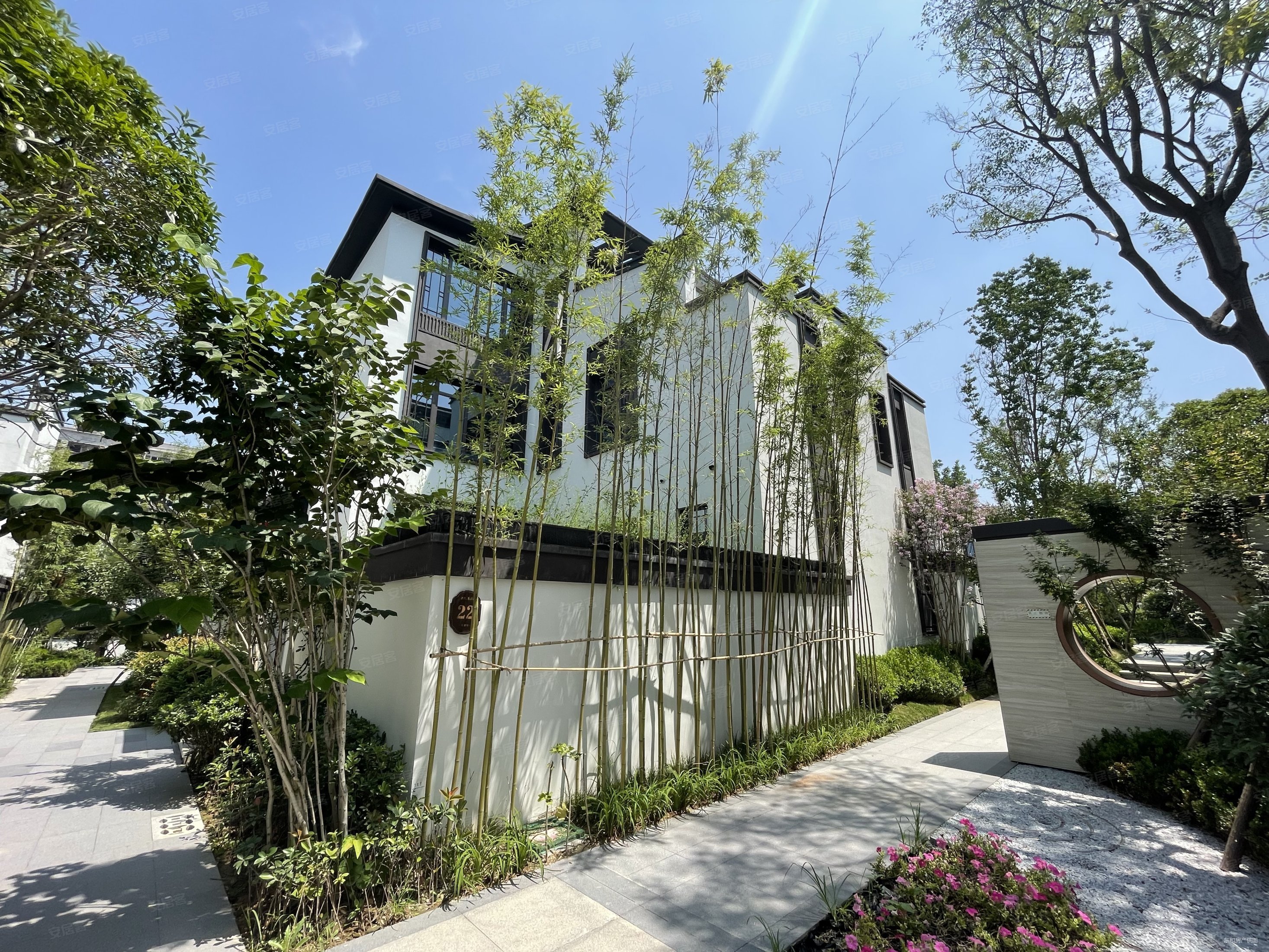 独门独院 中式合院别墅 送70平花园 带温泉送田园 低首付