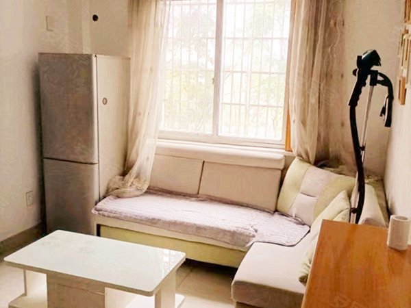 绍兴越城城南任家塔小区银泰城鲁高旁任家塔小区4楼2室配套齐全 80平