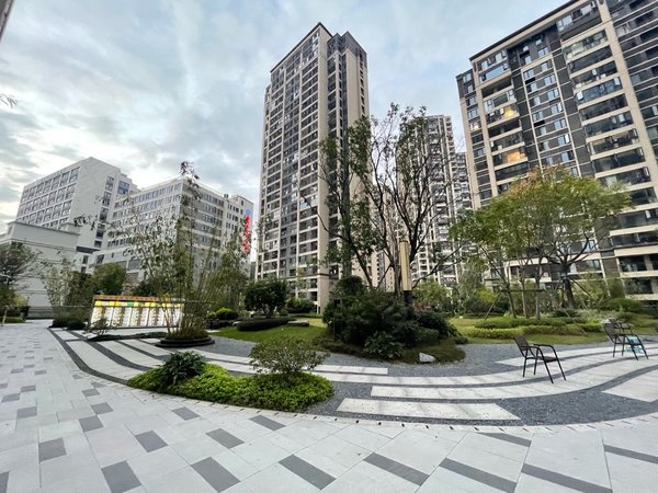 福州晋安新东区世茂璀璨天城(一期)世茂璀璨天城可短租 3室1厅2卫 精