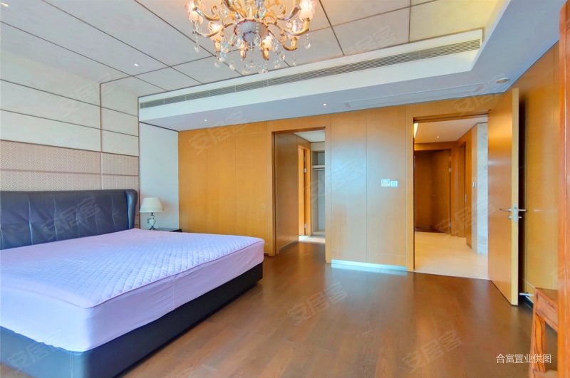 豪华平层 人车分流,时代外滩二手房,1400万,4室2厅,4卫,270平米-广州