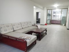 青州青州城区泰华城圣水学校紧邻颐和阳光3室，带家电家具，陪读。生活便利出租房源真实图片