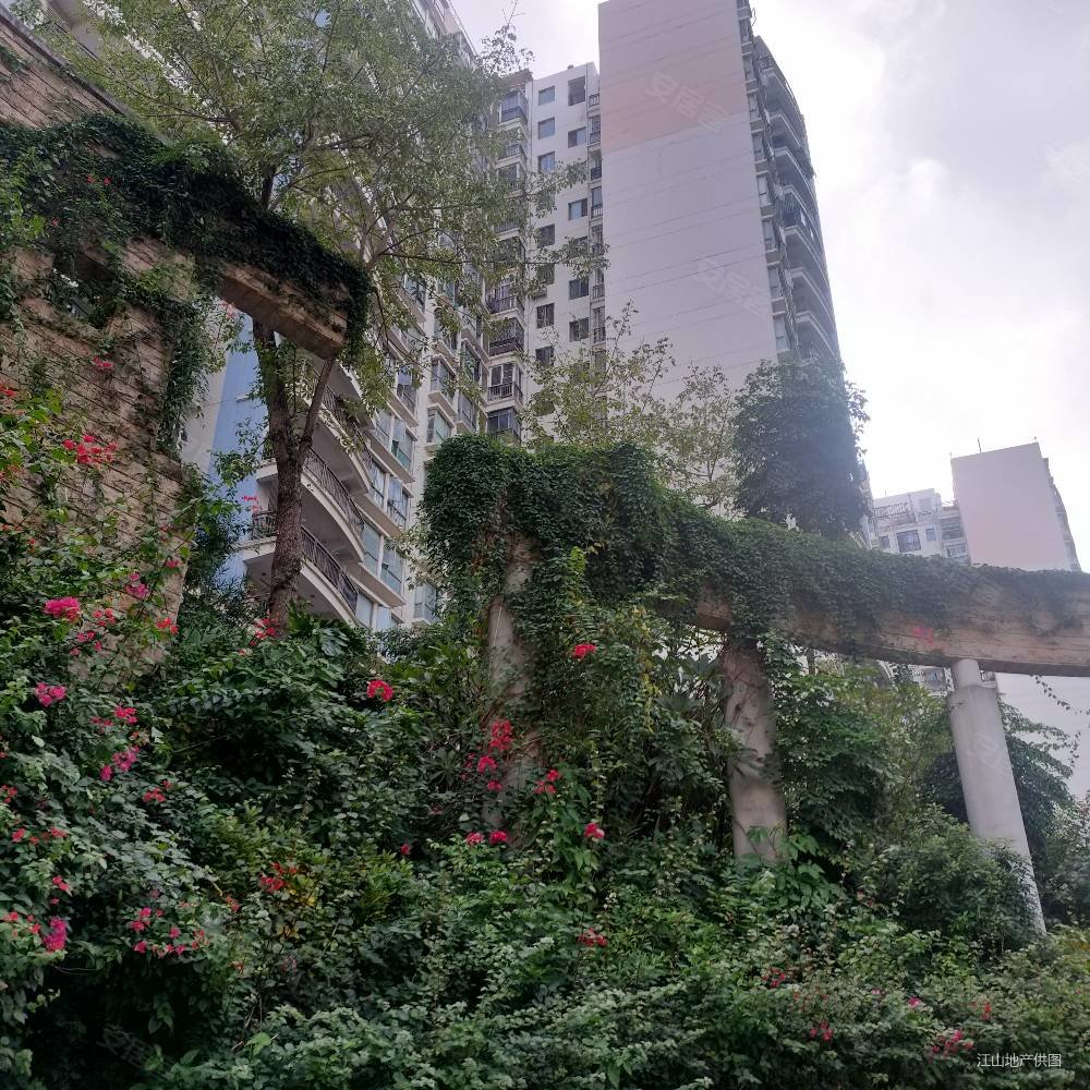 凤岭北商圈双凤翔总校保利凤翔花园大三房170万