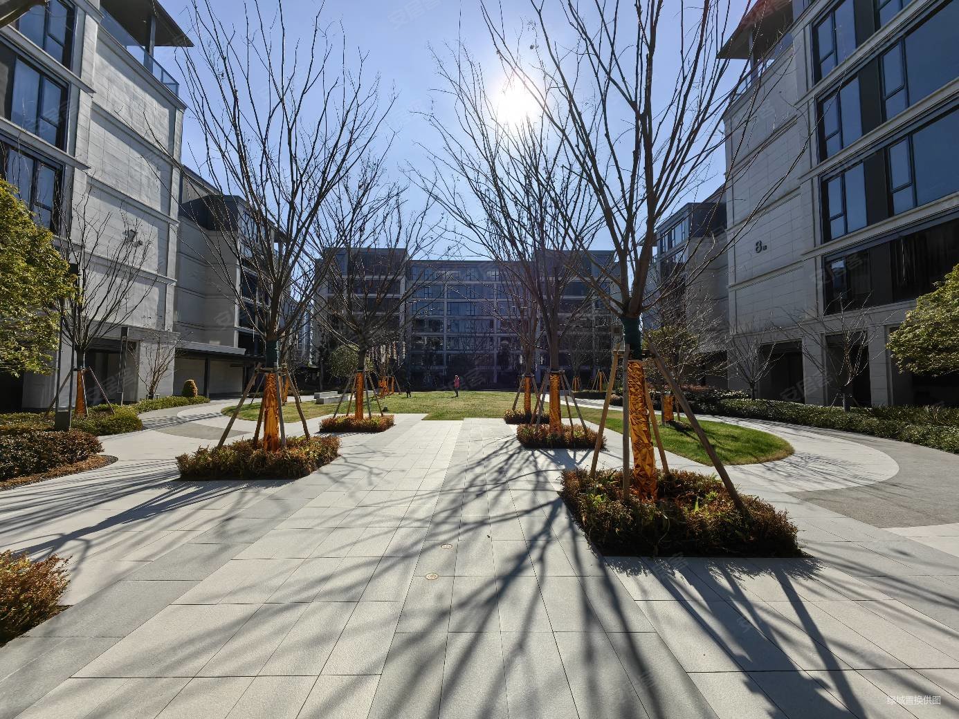 蓝城陶然里3室2厅2卫100.21㎡南450万