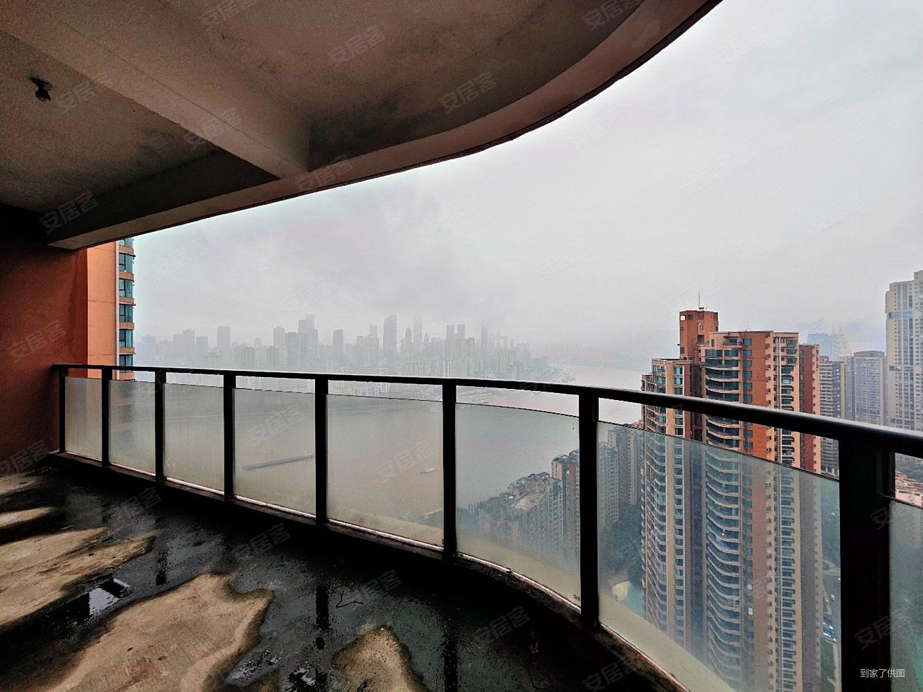 单价12000买南滨路江景大平层,珊瑚水岸(二期)二手房,249万,4室2厅,2