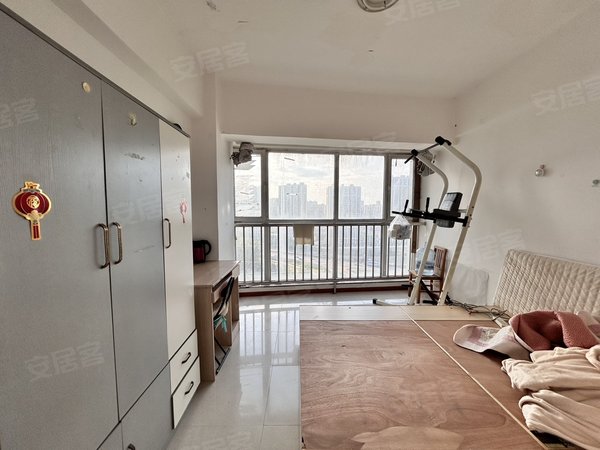 欧尚花园!精装修公寓!家具家电齐全!