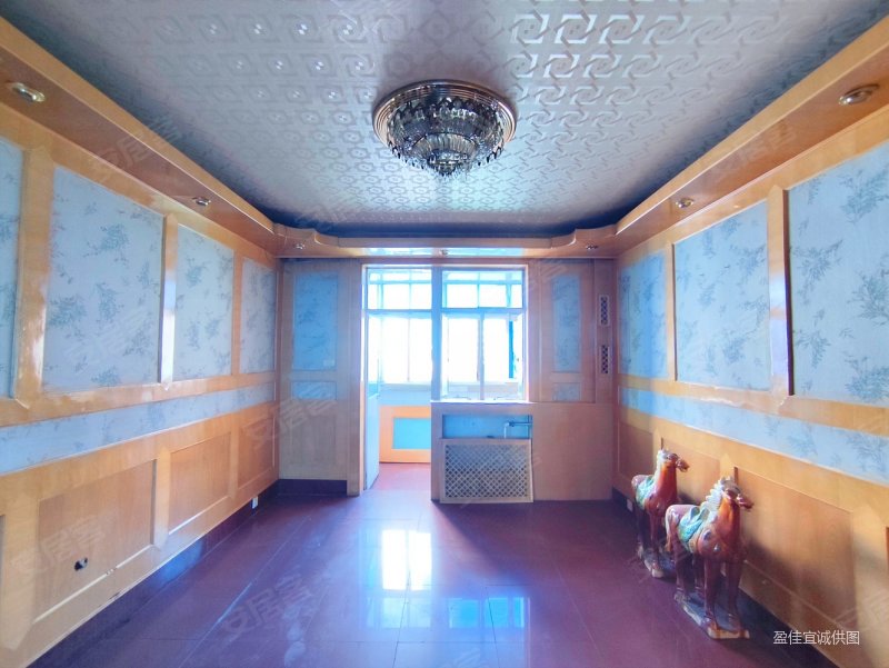 业主急售 新乐 中间楼层 两室两厅 看房有钥匙 可停车