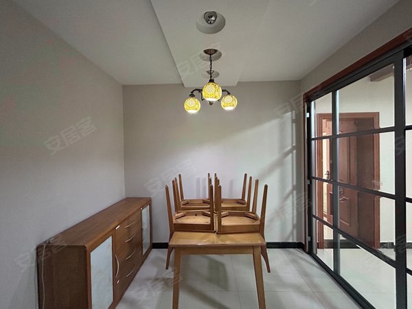 西安曲江新区大唐芙蓉园丰景佳园丰景佳园 3室2厅2卫