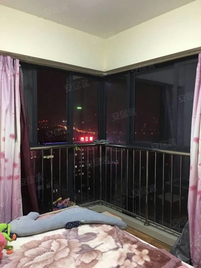 新鸿意瀚海星座 1室1厅1卫