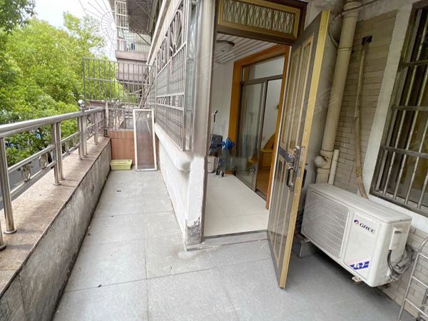 绍兴柯桥柯桥金色华庭(北区)金色华庭 两室一卫 精装修低楼层 手慢无