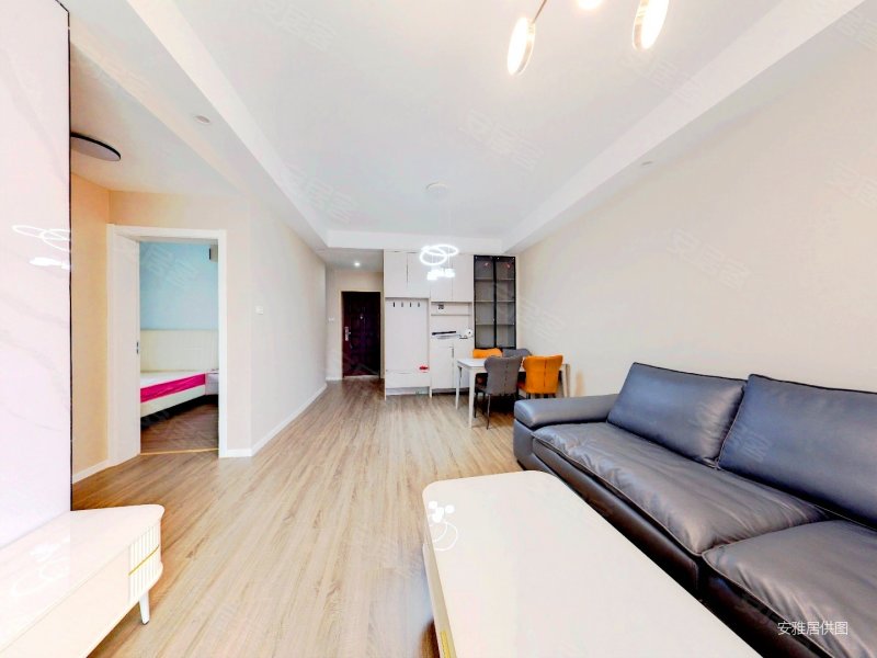 米兰映像精装两房两证满两年业主急售随时看房