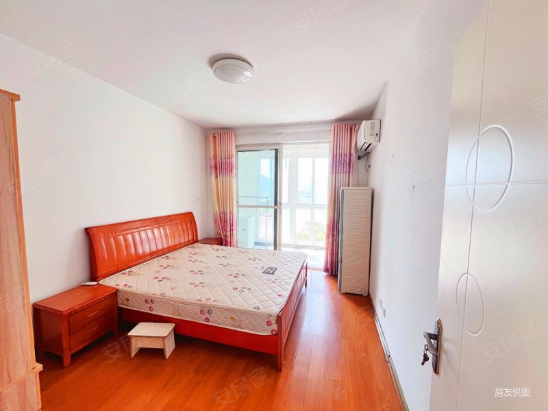 龙岸花园祥和苑 二房 简单装修 好楼层有证 可贷款 价格可谈