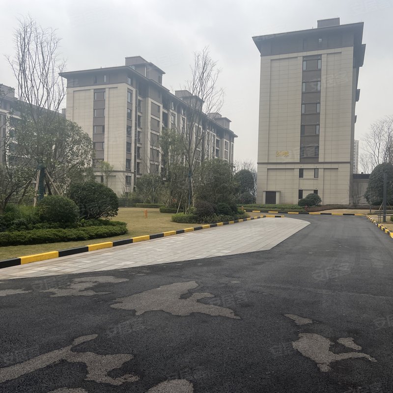 【中骏珑景台, 中骏珑景台小区详情,房价走势,房源,业主论坛】- 重庆