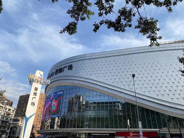 重庆北碚老城区天生上品北碚吾悦广场西大1号门附近一室一厅一卫出租