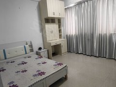 阜阳临泉光明南路急租大润发旁辉隆公寓 领包入住出租房源真实图片