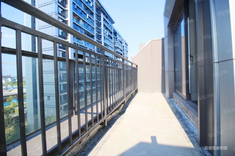 龙湖璟宸府跃层上叠送露台精致园林小区