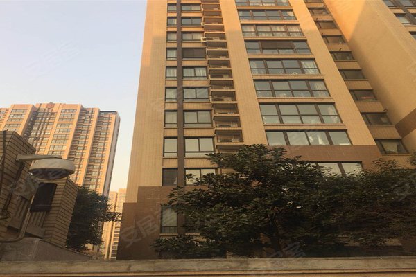 西安二手房 公园天下 > 李运解读公园天下房屋品质