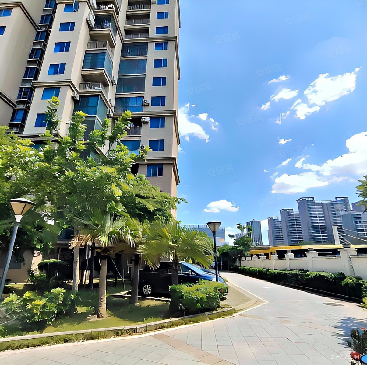 海口万达 2房毛坯急售120万 可走新房手续 价格可谈,银泉花园二手房