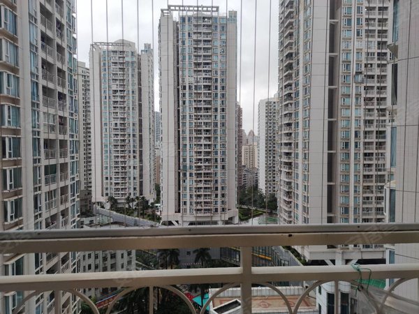 深圳福田皇岗皇庭世纪皇庭世纪花园小区房,带电梯花园泳池交通便利