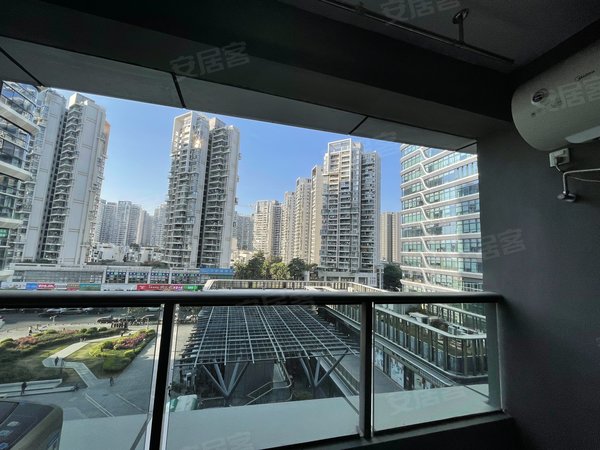 深圳南山蛇口南苑小区2号线水湾站 首月免租 全新精装修一房一厅 民水