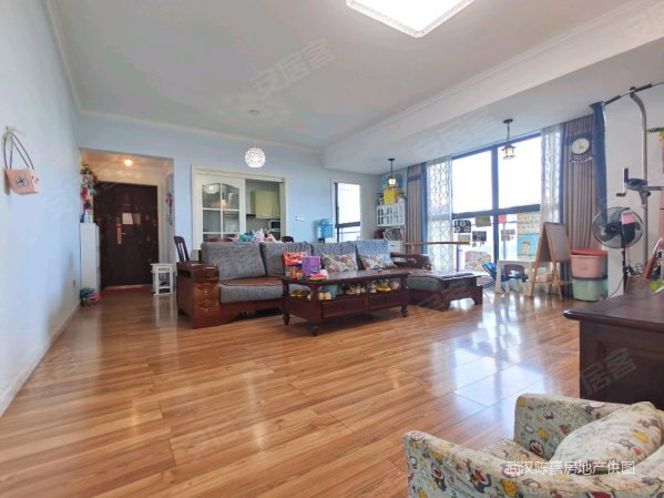 江夏客厅地铁口刚需小三居精装可拎包入住房东吉卖