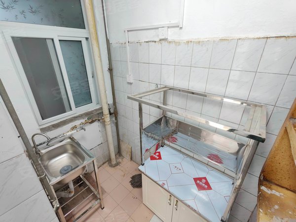 沿线鲁润名商旁施尔明育文中学联勤宾馆大润发,市中租房-济南58安居客