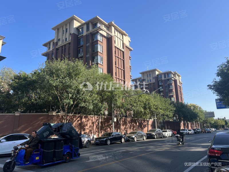 北京房产网>北京二手房>大兴二手房>旧宫二手房>朗润园(一期)>800_600