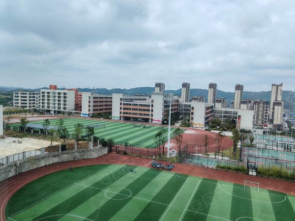 贵阳观山湖商贸城碧桂园西南上城博士府西南上城博士府  学校附近家电