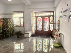 鹤岗南山鹤岗矿务局职工大学平安小区 2室1厅1卫出租房源真实图片