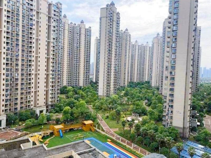 西站瑞都南北通透近地铁带电梯高楼层采光充足房龄新