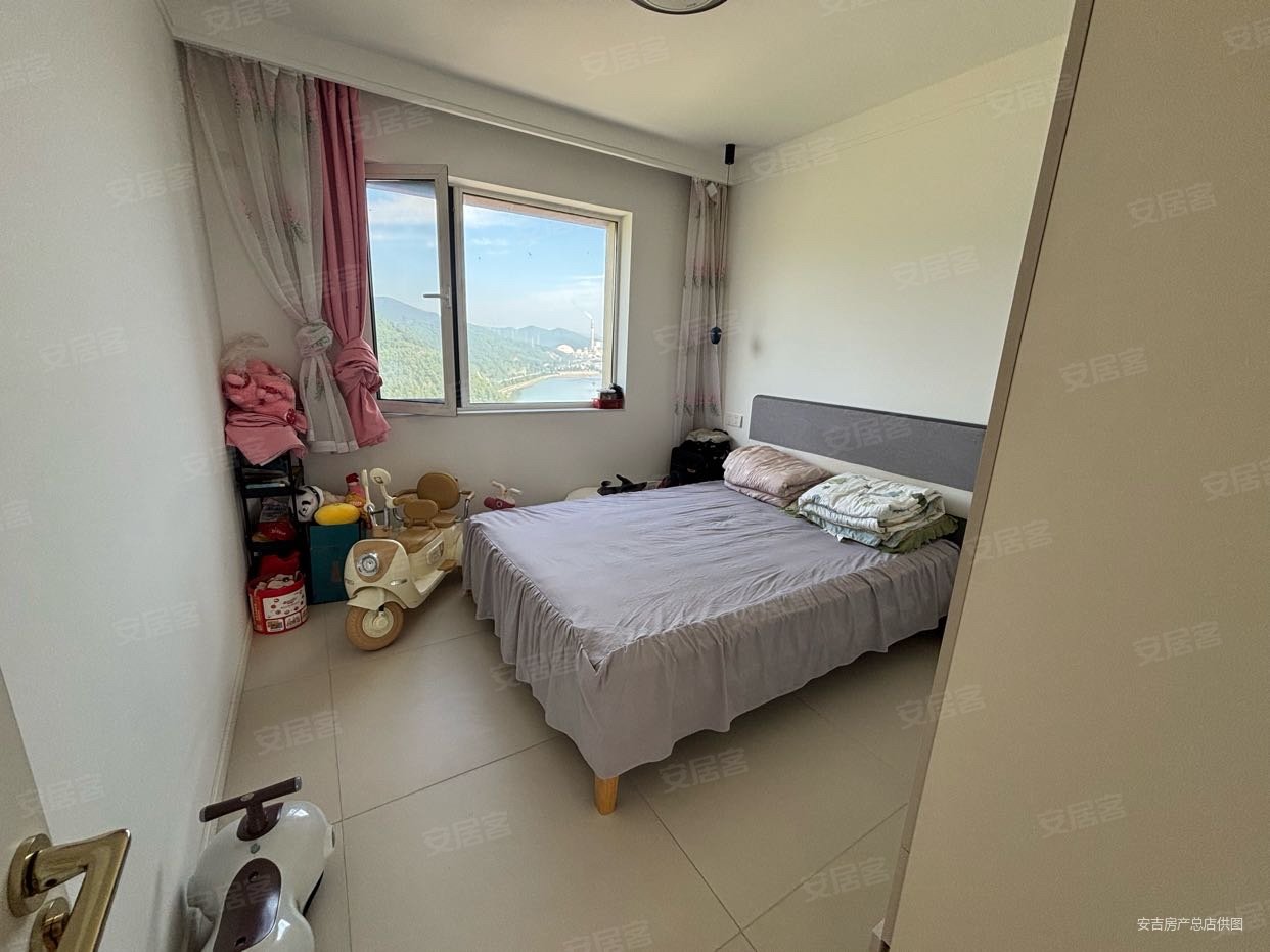 太子城5期3室2厅1卫121.86㎡南76.8万