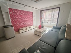 大上海多层2楼 2室2厅 可议价精装家具家电齐全拎包入住