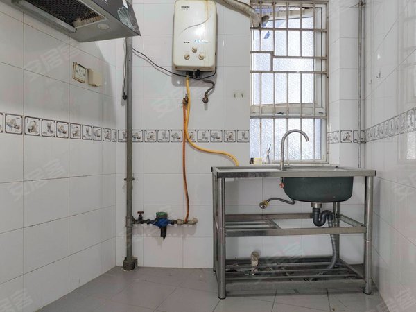 深圳福田华强北桑达雅苑桑达雅苑两房 近对面市场 商住两用方便 已经