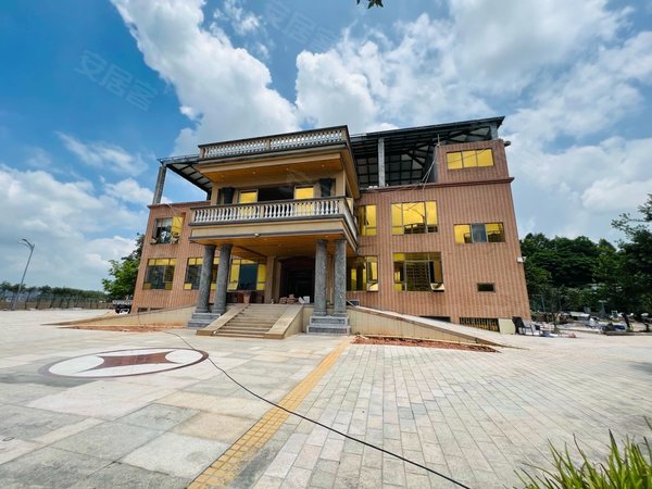 深圳龙岗横岗翠湖山庄(别墅)横岗山顶别墅约1200平,适合会所,直播基地