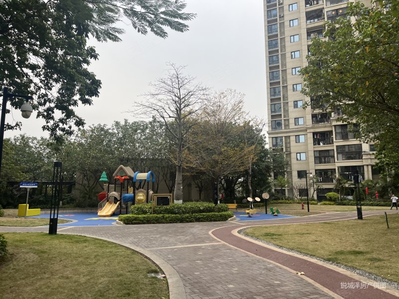 中海万锦熙岸 安静楼栋 东边套户型 二次装修 房子保养好