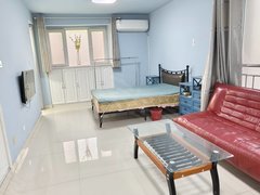 日照东港石臼金马五区精装一室，双气民居，750可谈，出租房源真实图片