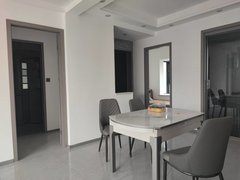 盱眙雨润广场金源北路锦绣乾城旁,精装修3房2卫13000一年。出租房源真实图片