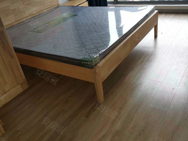 宁波宁海宁海大厦得力东方君悦花园东方君悦129平方 三房朝南,三室