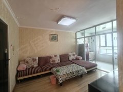 巴音郭楞库尔勒东站车城美居3楼一室一厅家具家电,有空调拎包入住。出租房源真实图片