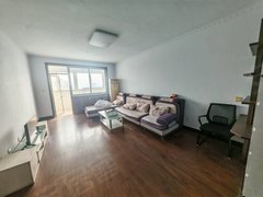 淄博临淄临淄一中三台空调!实验中学对面!五楼非顶!拎包入住出租房源真实图片
